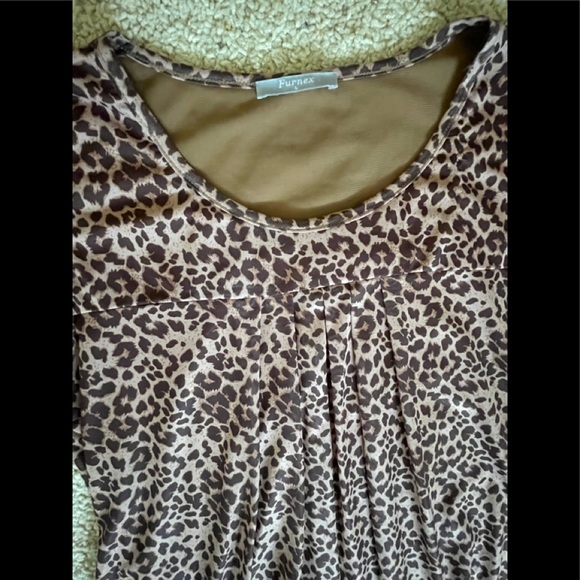 Women’s Sz Large Furnex Brand Cheetah Print Top - Picture 6 of 10